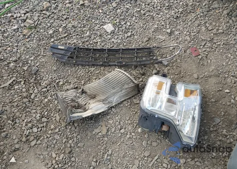 2015 Ford F-150 Xl z USA, uszkodzony, nr VIN 1FTEX1EP9FFB28000